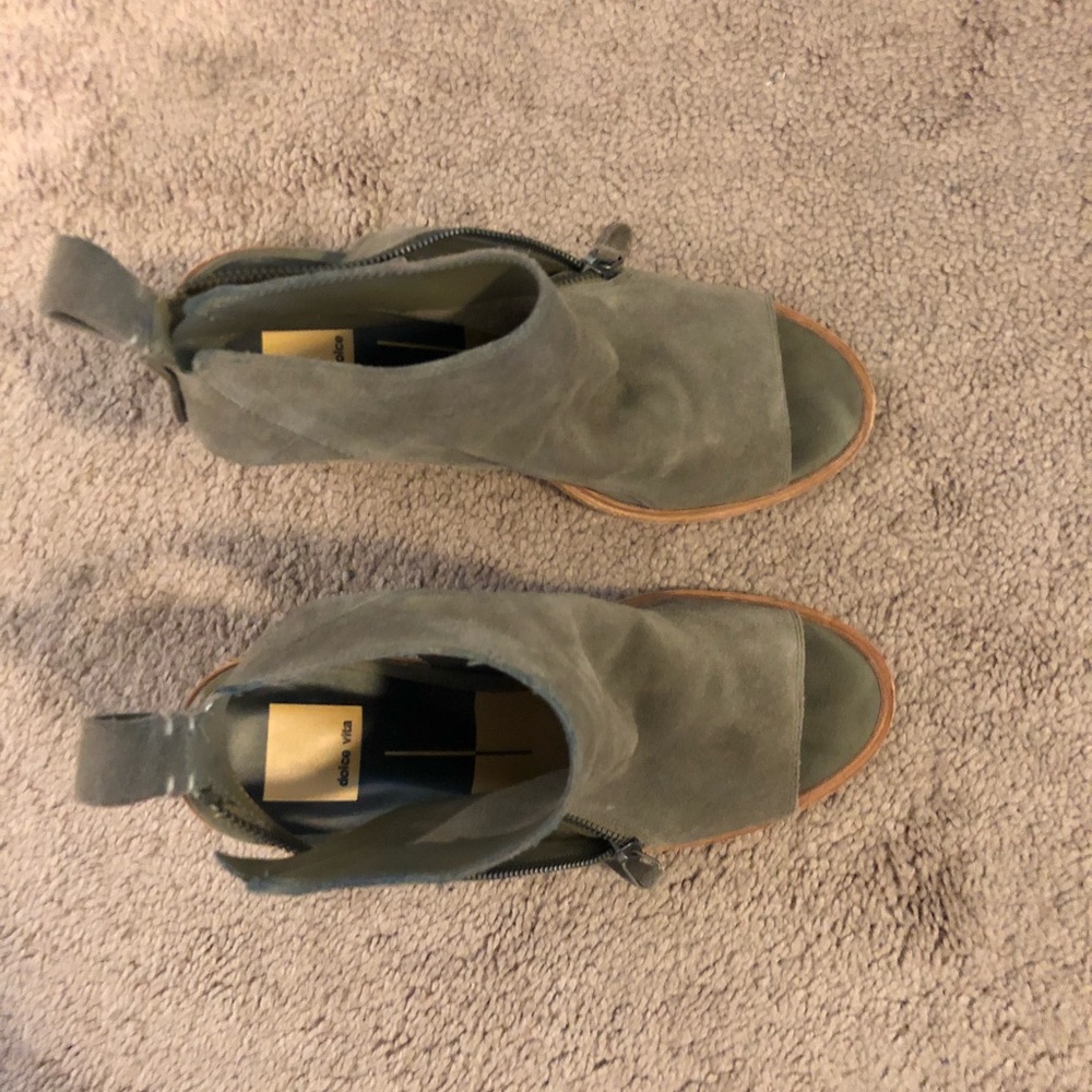 Dolce Vita peep toe booties